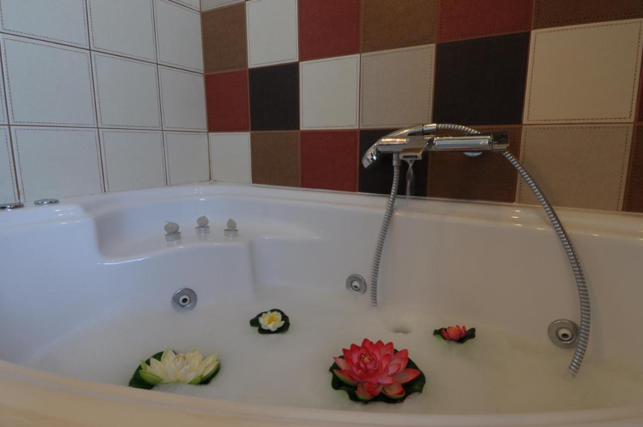 Amorosa Villas Lagopodhon ภายนอก รูปภาพ